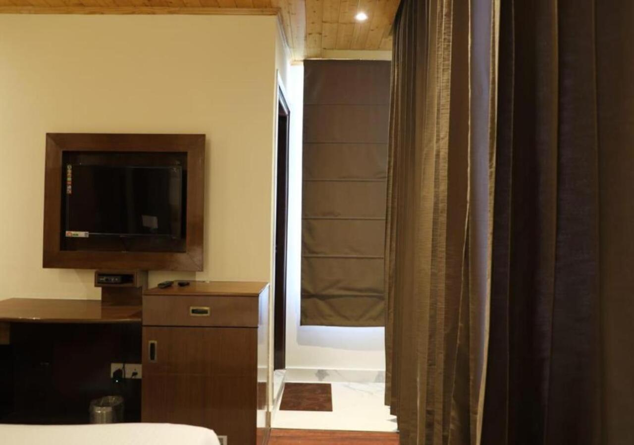 Hôtel The Alpine Retreat à Shimla Extérieur photo