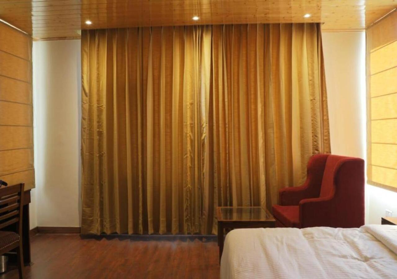 Hôtel The Alpine Retreat à Shimla Extérieur photo